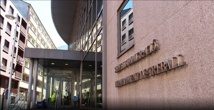 L'edifici on es troba Inspecció de Treball.